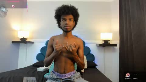 Snapshot of alexjaccob chatting on 10/10/25, 01:32 Alex Jaccob online show from 10/10/25, 01:32