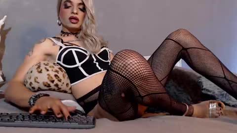 Snapshot of alexjhonsson chatting on 04/20/26, 11:46 Alexjhonsson online show from 04/20/26, 11:46