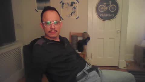 Snapshot of alexmaddox chatting on 10/06/25, 04:21 alexmaddox online show from 10/06/25, 04:21