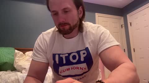 Snapshot of alexmanndickerson chatting on 12/28/24, 01:17 Alex Mann online show from 12/28/24, 01:17