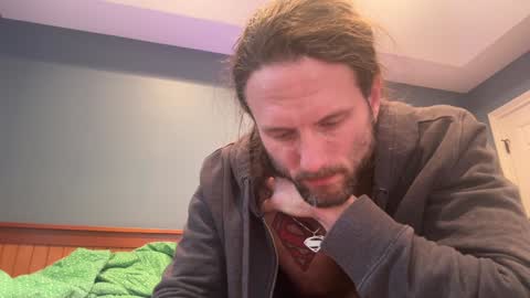 Snapshot of alexmanndickerson chatting on 01/05/25, 03:13 Alex Mann online show from 01/05/25, 03:13