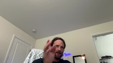 Snapshot of alexmanndickerson chatting on 01/23/25, 02:28 Alex Mann online show from 01/23/25, 02:28