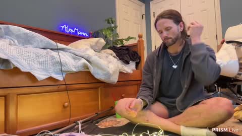 Snapshot of alexmanndickerson chatting on 02/07/25, 02:26 Alex Mann online show from 02/07/25, 02:26