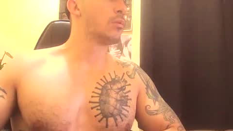 Snapshot of alexopenmind21 chatting on 04/19/26, 04:17 Alexxx online show from 04/19/26, 04:17