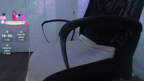 alex online show from 11/16/25, 03:01