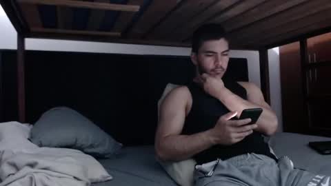 Snapshot of alexsb1998 chatting on 02/04/25, 04:48 alexsb1998 online show from 02/04/25, 04:48