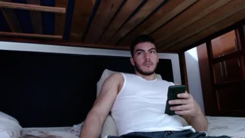 Snapshot of alexsb1998 chatting on 02/19/25, 06:55 alexsb1998 online show from 02/19/25, 06:55