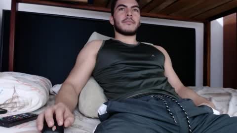 Snapshot of alexsb1998 chatting on 02/24/25, 06:27 alexsb1998 online show from 02/24/25, 06:27