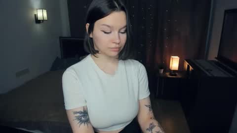 Alex online show from 11/25/25, 09:04