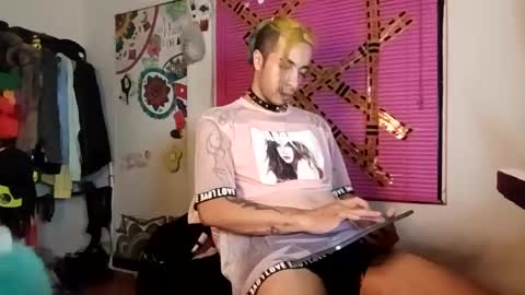 Jhonny online show from 10/26/25, 03:12