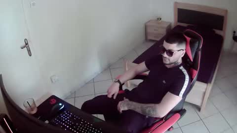 Snapshot of alexthepro00 chatting on 01/12/26, 10:53 alexthepro00 online show from 01/12/26, 10:53