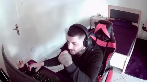 Snapshot of alexthepro00 chatting on 01/15/26, 11:15 alexthepro00 online show from 01/15/26, 11:15