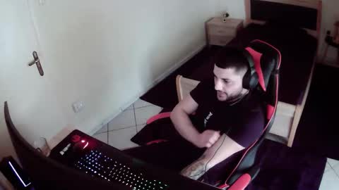 Snapshot of alexthepro00 chatting on 01/18/26, 02:10 alexthepro00 online show from 01/18/26, 02:10