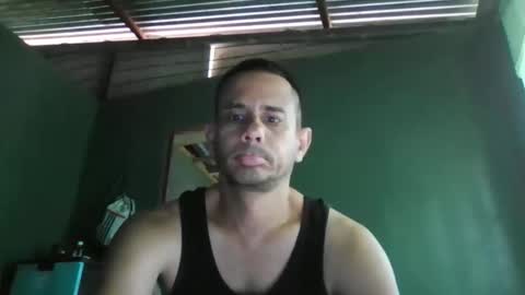 Snapshot of alextico1 chatting on 06/08/26, 01:44 Alex online show from 06/08/26, 01:44