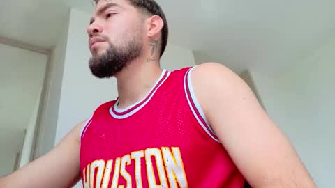 Snapshot of alextwunkk chatting on 11/08/25, 03:23 Alex online show from 11/08/25, 03:23