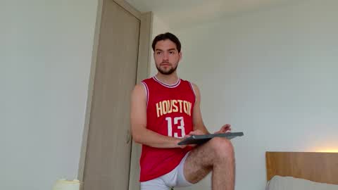 Snapshot of alextwunkk chatting on 12/02/25, 10:05 Alex online show from 12/02/25, 10:05