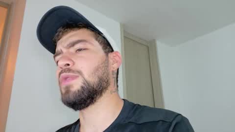 Snapshot of alextwunkk chatting on 03/19/26, 11:31 Alex online show from 03/19/26, 11:31