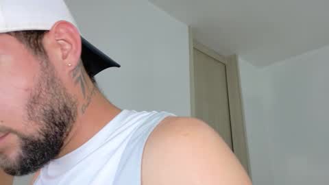 Snapshot of alextwunkk chatting on 03/26/26, 01:33 Alex online show from 03/26/26, 01:33