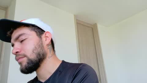 Snapshot of alextwunkk chatting on 04/04/26, 06:16 Alex online show from 04/04/26, 06:16