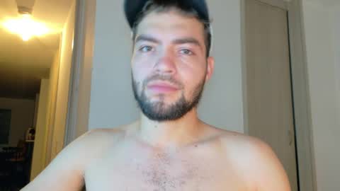 Snapshot of alextwunkk chatting on 05/16/26, 04:31 Alex online show from 05/16/26, 04:31