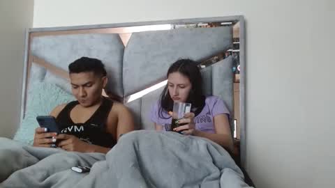 alex y luisa online show from 09/26/25, 03:49