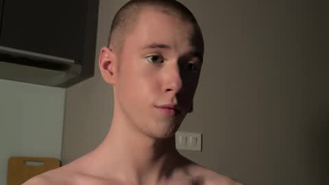 Alex online show from 01/08/25, 12:15