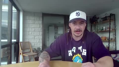 Snapshot of alexx1169 chatting on 04/13/26, 04:18 Alex online show from 04/13/26, 04:18