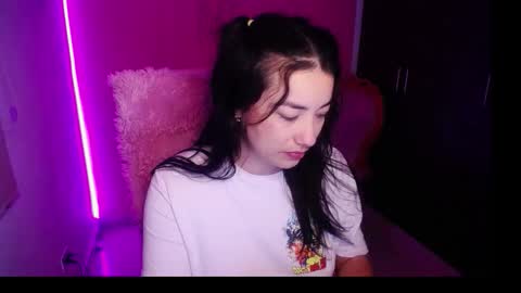 alexxa_1111 online show from 10/21/25, 11:00