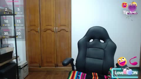 Snapshot of alexxandra20 chatting on 10/02/25, 04:52 alexa online show from 10/02/25, 04:52