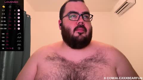 Snapshot of alexxxbear chatting on 01/14/26, 03:28 alexxxbear online show from 01/14/26, 03:28