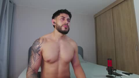 Alex   freelance model  instagram alex b229 online show from 10/17/25, 10:45