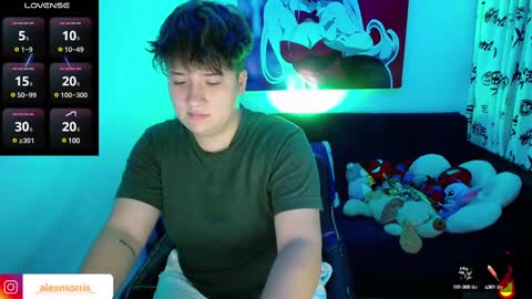 Snapshot of alexxxmorris chatting on 01/08/25, 03:40 ALEXXX MORRIS online show from 01/08/25, 03:40