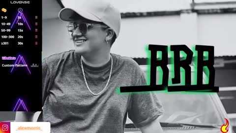 Snapshot of alexxxmorris chatting on 10/27/25, 05:33 ALEXXX MORRIS online show from 10/27/25, 05:33