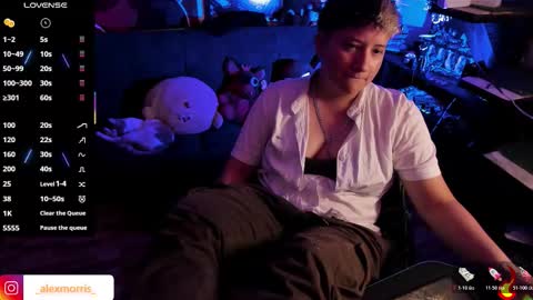 Snapshot of alexxxmorris chatting on 11/27/25, 07:16 ALEXXX MORRIS online show from 11/27/25, 07:16