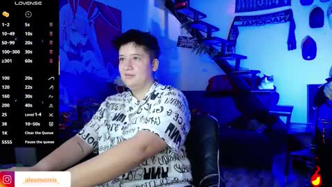 Snapshot of alexxxmorris chatting on 12/18/25, 09:54 ALEXXX MORRIS online show from 12/18/25, 09:54