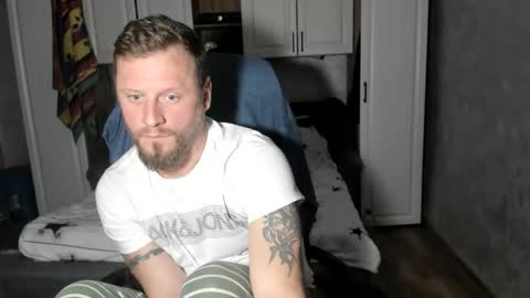 Snapshot of alexyno2020 chatting on 10/26/25, 12:22 alexyno2022 ONLYFANS online show from 10/26/25, 12:22