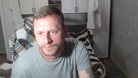 Snapshot of alexyno2020 chatting on 11/27/25, 04:20 alexyno2022 ONLYFANS online show from 11/27/25, 04:20