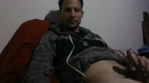 Snapshot of alexzuno1 chatting on 10/07/25, 06:10 alexzuno1 online show from 10/07/25, 06:10