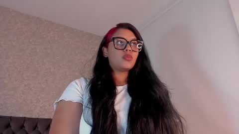 Snapshot of aleya_black chatting on 04/10/26, 03:23 aleya_black online show from 04/10/26, 03:23