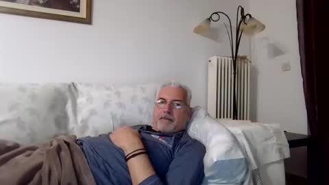 Snapshot of alfatop chatting on 03/27/26, 09:14 I wanna cum online show from 03/27/26, 09:14