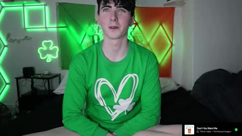Snapshot of alfiegreenxxx chatting on 03/18/26, 11:30 Alfie Green online show from 03/18/26, 11:30