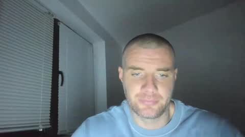 alfiesolomons87 online show from 12/16/24, 08:16