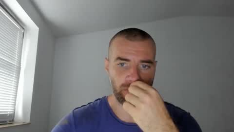 alfiesolomons87 online show from 10/09/25, 08:56