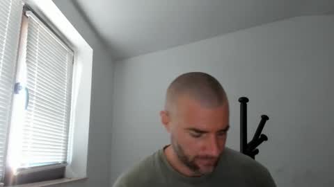 alfiesolomons87 online show from 10/17/25, 11:57