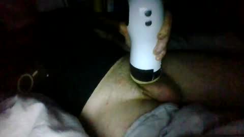Snapshot of alfred151 chatting on 06/23/26, 05:16 Edgarrrdd1021 online show from 06/23/26, 05:16