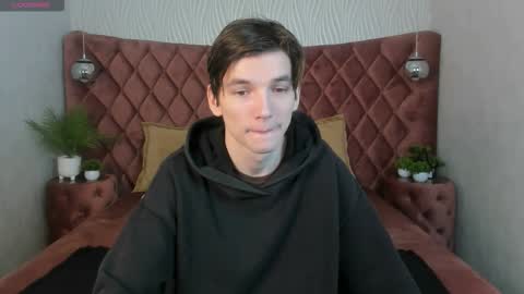 Alfred online show from 10/22/25, 06:57