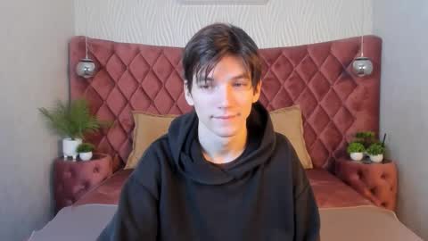 Alfred online show from 10/29/25, 07:21