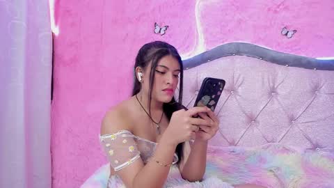 Carolina Join The Fan Club  online show from 12/15/24, 08:25