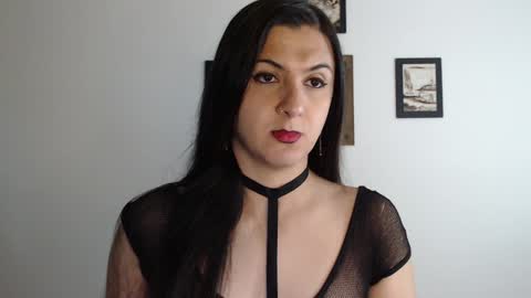Snapshot of alguien_mas01 chatting on 01/14/25, 02:40 cami online show from 01/14/25, 02:40