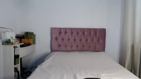 Alia      Anjali  online show from 09/20/25, 02:29